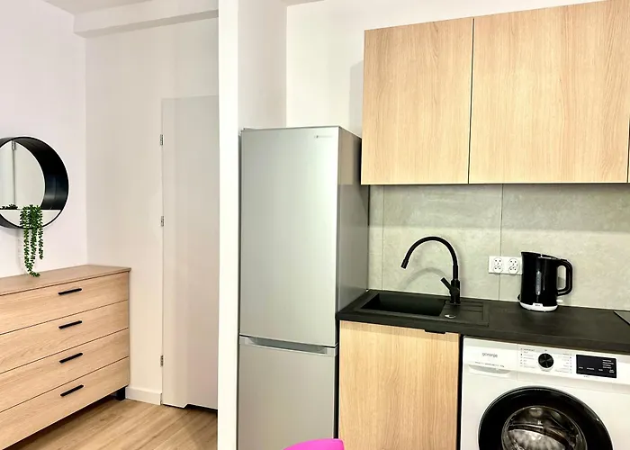 W Gdyni, Leszczynki Iv * Gdynia